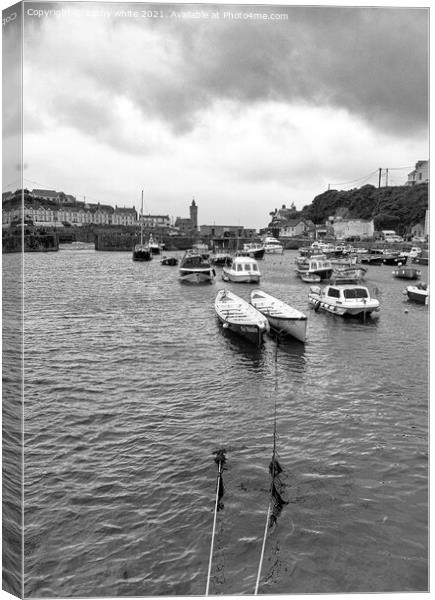 Porthleven Harbour Cornwall Canvas Print by kathy white