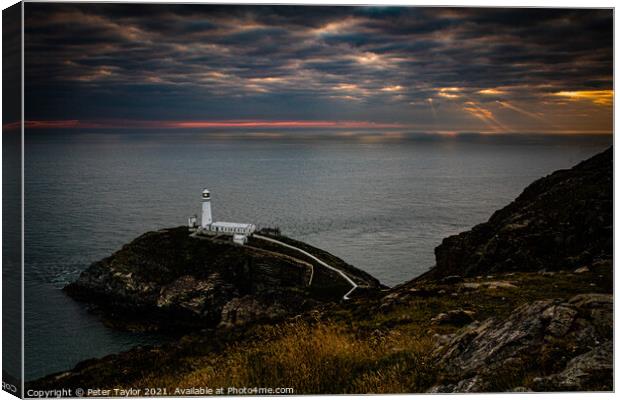 South Stack Lighthouse at Sunset Canvas Print by Peter Taylor