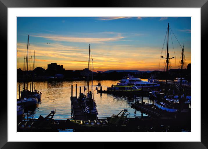 Victoria sunset Framed Mounted Print by Colin Chipp
