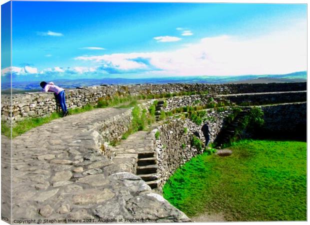 The Walls of Grianan or Aileach Canvas Print by Stephanie Moore