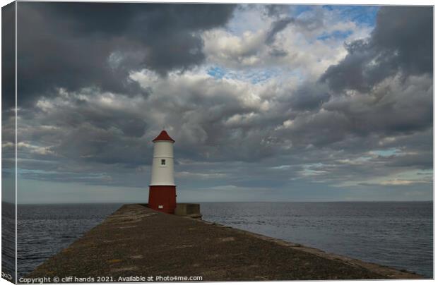 The Lighthouse, Berwick upon Tweed Canvas Print by Scotland's Scenery