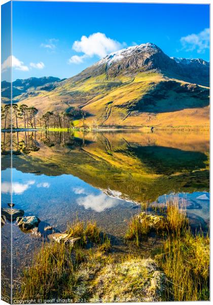 Buttermere in The Lake District  Canvas Print by geoff shoults