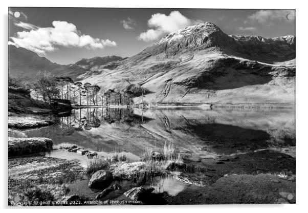 Buttermere, monochrome Acrylic by geoff shoults