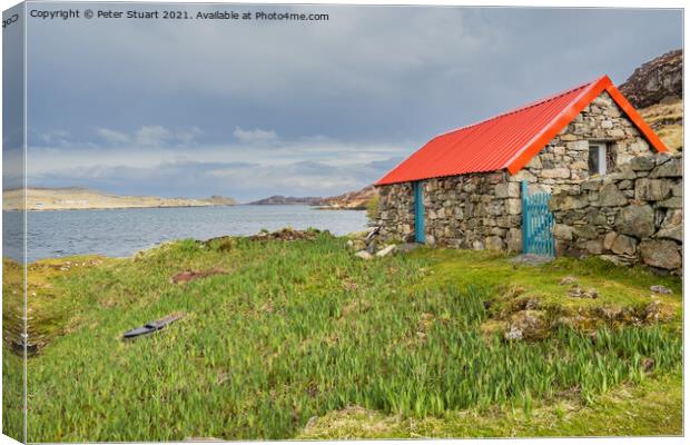 Red roof bothy at lickisto Isle of Harris Outer Hebrides Canvas Print by Peter Stuart