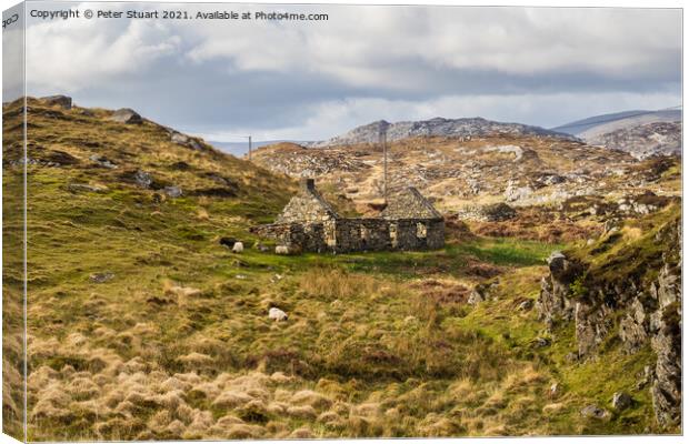 Anandoned croft on the isle of Harris Canvas Print by Peter Stuart