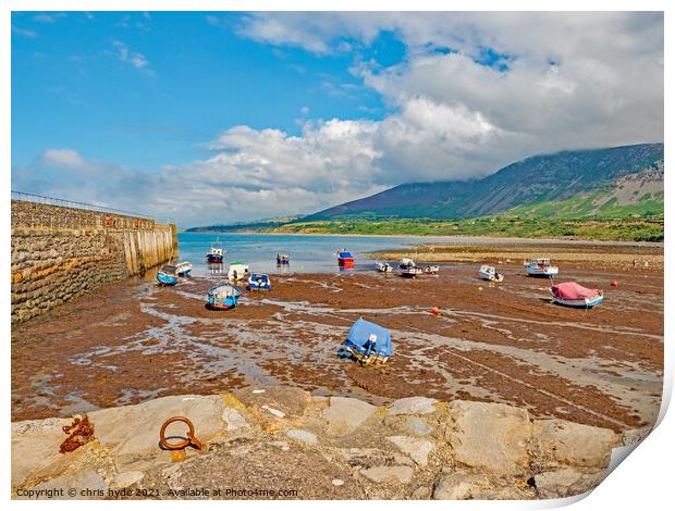 Trefor Harbour and Sea Wall  Print by chris hyde