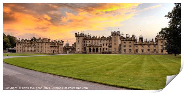 Floors Castle  Print by Kevin Maughan
