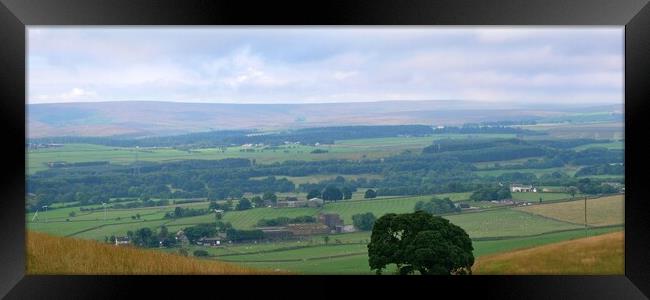 Yorkshire Moorland landscape Framed Print by Roy Hinchliffe