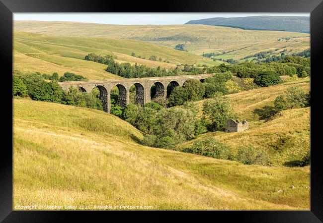 Railway Viaduct in the Yorkshire Dales Framed Print by Stephen Bailey