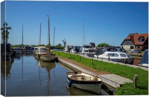 Thurne dyke  Canvas Print by Andrew Sharpe