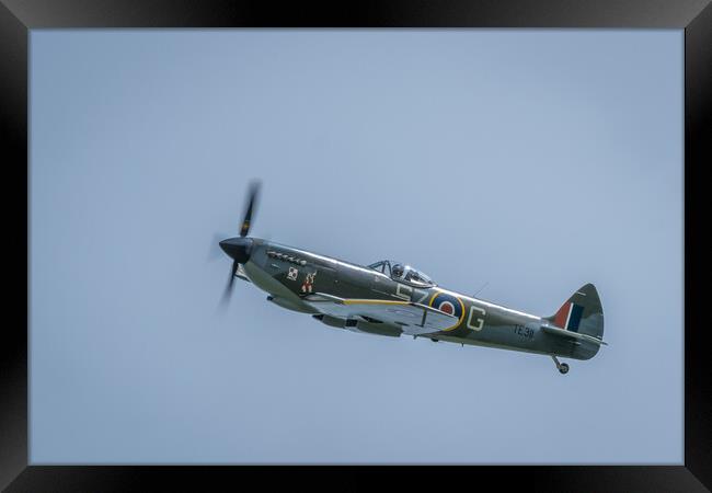 Spitfire MkXVl  Framed Print by Bill Allsopp