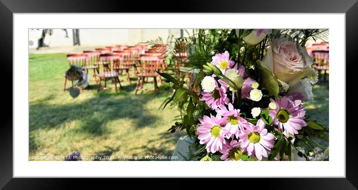 A bouquet of flowers on wedding ceremony Framed Mounted Print by M. J. Photography
