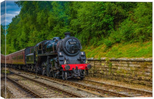 76079 pulling in to Goathland Station Canvas Print by Kevin Winter