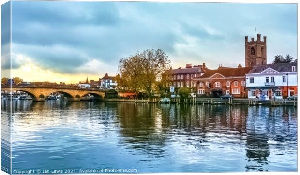 Henley on Thames Canvas Print by Ian Lewis