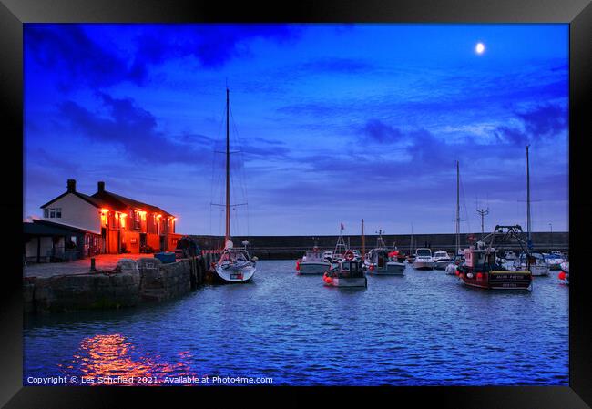 Dusks Serenity in Lyme Regis Harbour Framed Print by Les Schofield