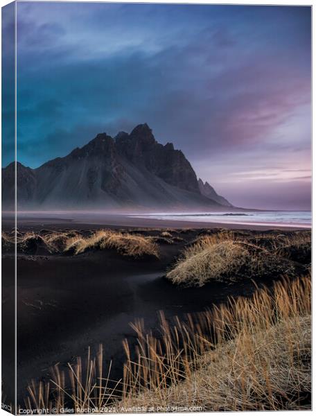 Vestrahorn Iceland Sunrise Canvas Print by Giles Rocholl
