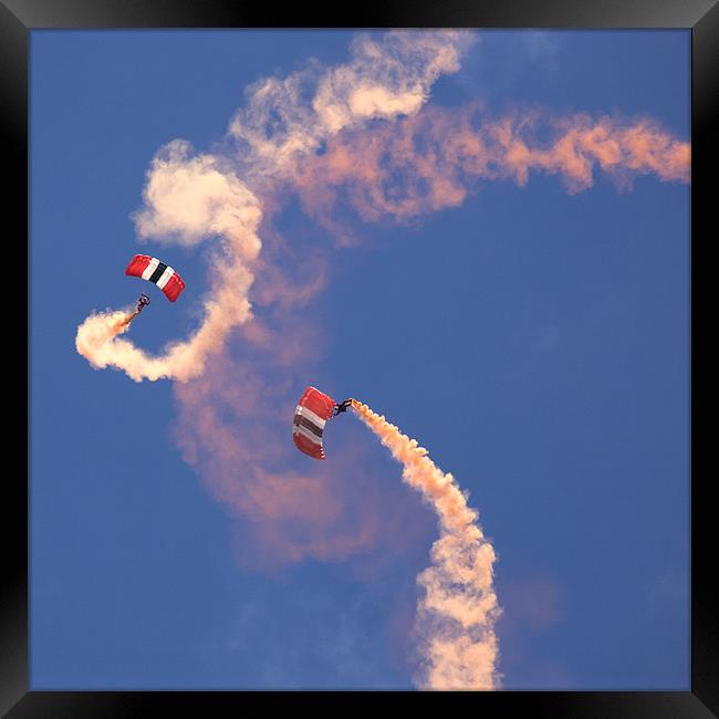Red Devils Free Fall Parachute Team Framed Print by Ian Middleton