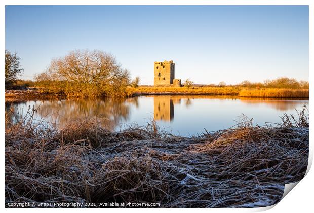 Long exposure of Threave Castle reflecting on the River Dee in t Print by SnapT Photography