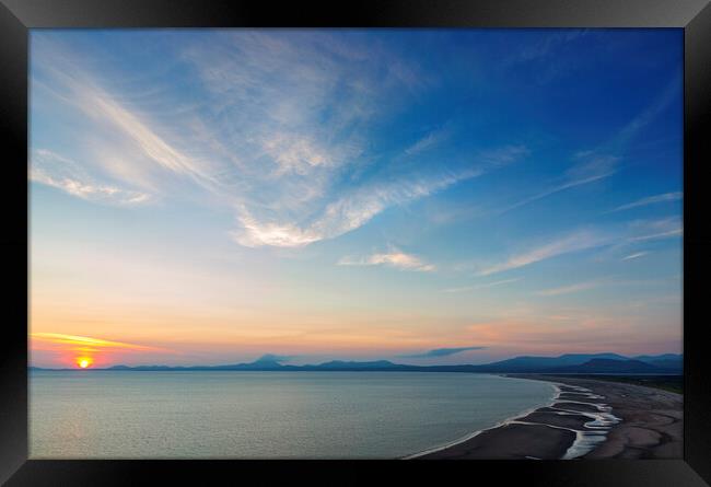 Harlech beach sunset Framed Print by Rory Trappe