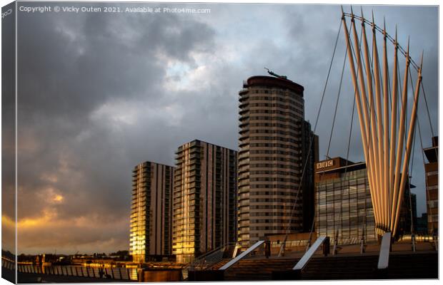 Sunset at Salford Quays, Manchester Canvas Print by Vicky Outen