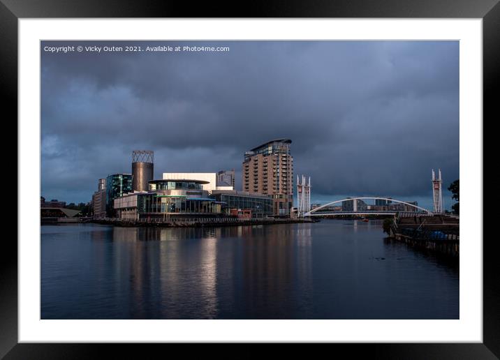 The Lowry theatre at sunset, Salford Quays Framed Mounted Print by Vicky Outen