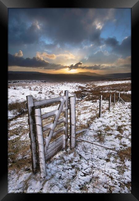 Snow Yorkshire moors Framed Print by Giles Rocholl