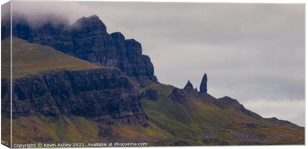 The Old Man Of Storr. "As The Fog Rolls In" Canvas Print by KJArt 
