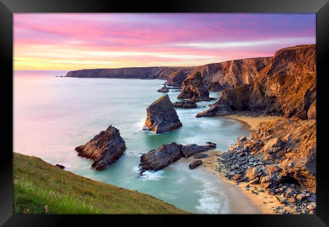 Bedruthan Steps Sunset Framed Print by daniel allen