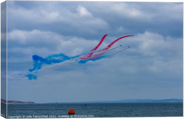 Red Arrows display over Bournemouth sea Canvas Print by Julie Tattersfield