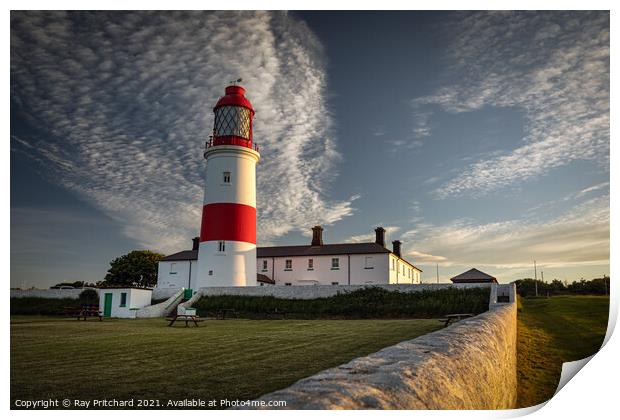 Souter Lighthouse at Whitburn Print by Ray Pritchard