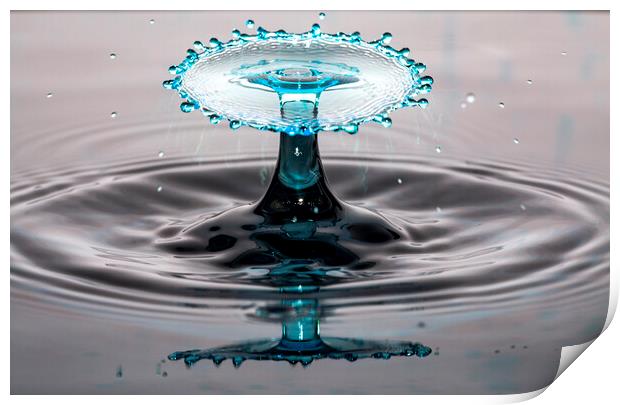 Water Drop Collision and Reflection Print by Antonio Ribeiro