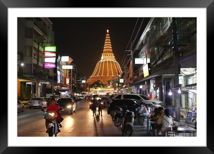 Phra Pathom Chedi Ratchaworamahawihan in Nakhon Pathom Thailand Asia Framed Mounted Print by Wilfried Strang
