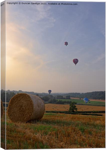 Hay Bale hot air balloon  Canvas Print by Duncan Savidge
