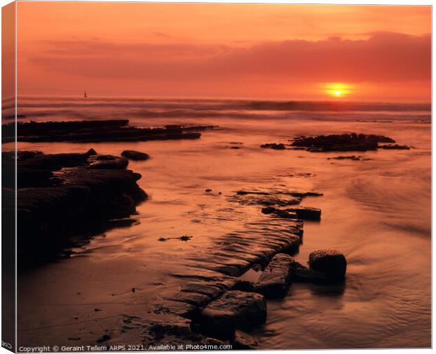 Sunset over Bristol Channel from Nash Point, South Wales, UK Canvas Print by Geraint Tellem ARPS