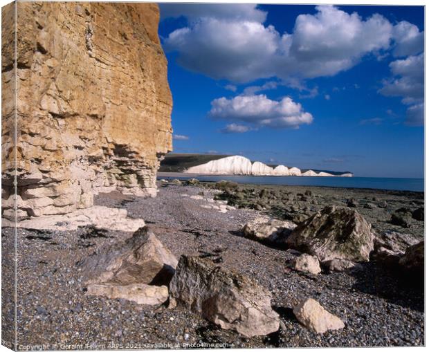 Seven Sisters from Cuckmere Haven, East Sussex, England, UK Canvas Print by Geraint Tellem ARPS