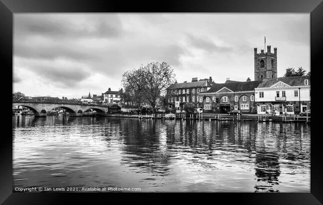 Henley on Thames in Monochrome Framed Print by Ian Lewis