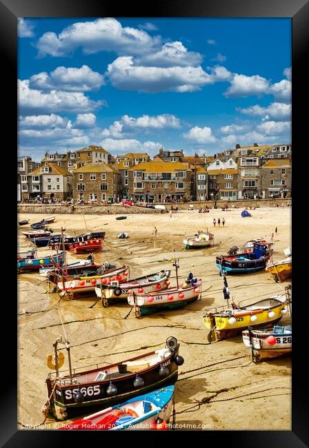 Lively Quayside and Beach Framed Print by Roger Mechan