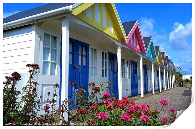 Beach huts  in weymouth  Print by Les Schofield