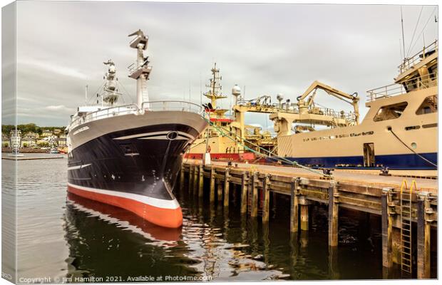 Trawlers at Killybegs Canvas Print by jim Hamilton