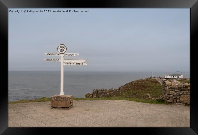  The Iconic Signpost lands end Cornwall Framed Print by kathy white
