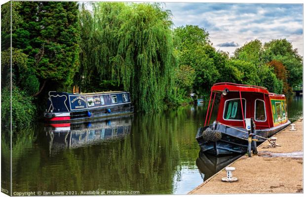 Aldermaston Wharf Canvas Print by Ian Lewis