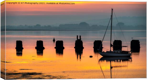 Serene Sunset on Hayling Island Canvas Print by K7 Photography