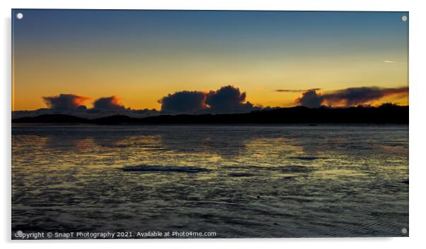 A golden sunset reflecting over the mudflats of Kirkcudbright Bay in winter Acrylic by SnapT Photography