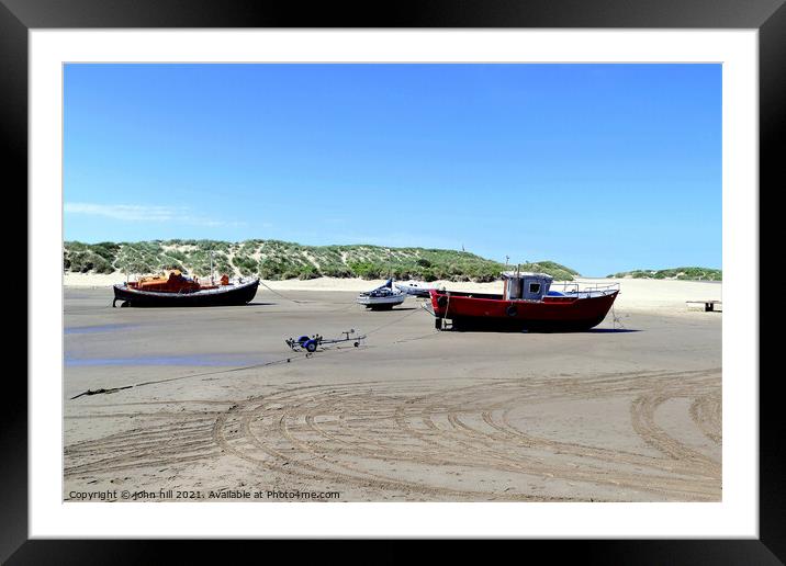 Barmouth sands Wales. Framed Mounted Print by john hill