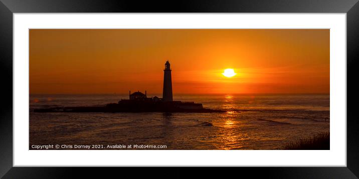 St. Marys Lighthouse at Whitley Bay in Northumberland, UK Framed Mounted Print by Chris Dorney