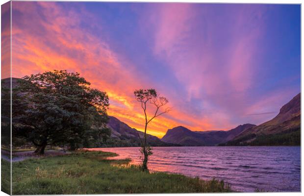 Dawn over Buttermere, 3rd September 2017 Canvas Print by Andrew Sharpe