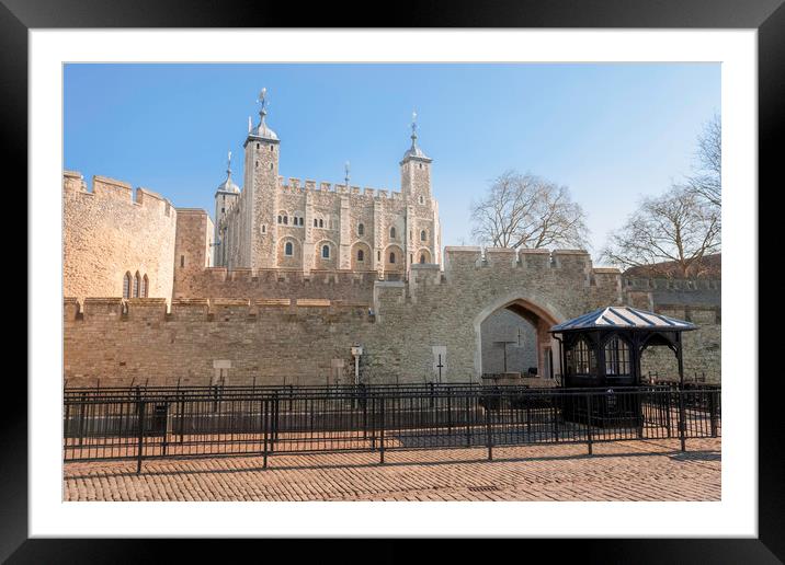 The White Tower, Tower of London Framed Mounted Print by Andrew Sharpe