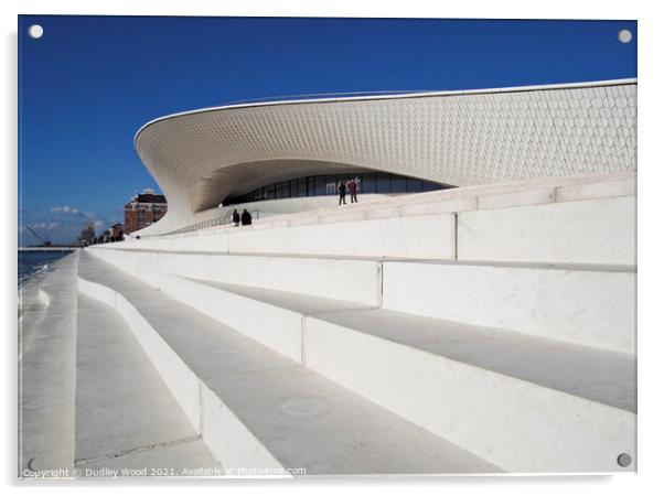 Curving Modern Architecture in Lisbon Acrylic by Dudley Wood