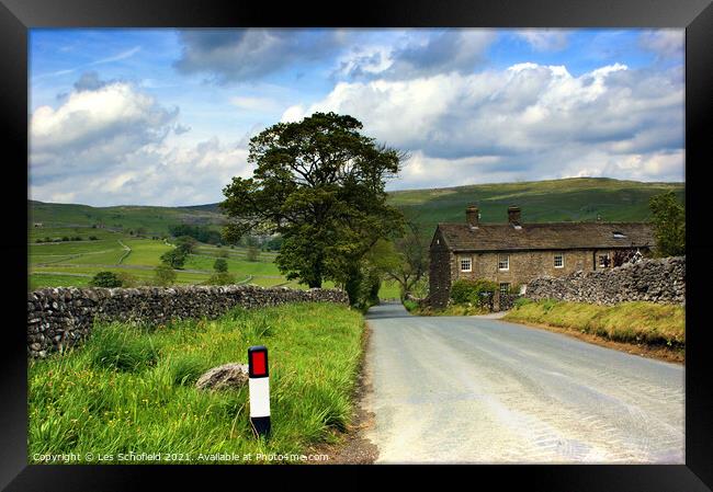 The Road To Malham Yorkshire  Framed Print by Les Schofield