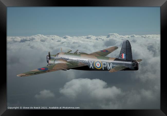 Vickers Wellington Outbound 02 Framed Print by Steve de Roeck